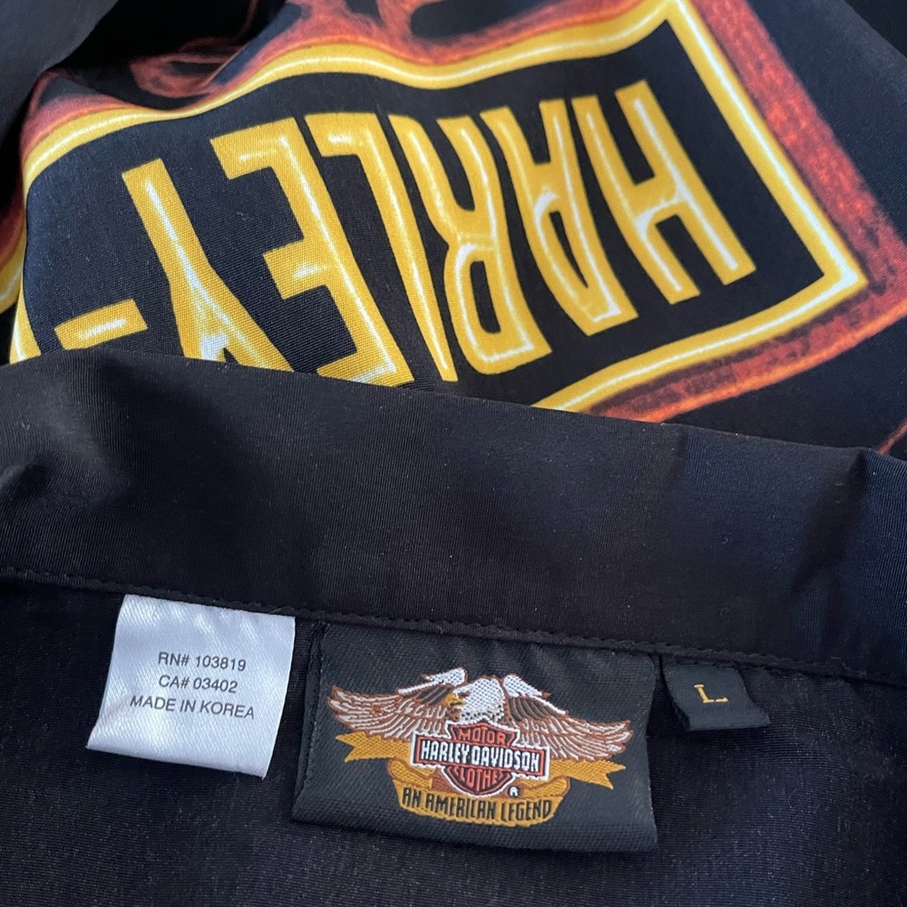 Vintage Harley Davidson Flame Button Up - Picture 6 of 9